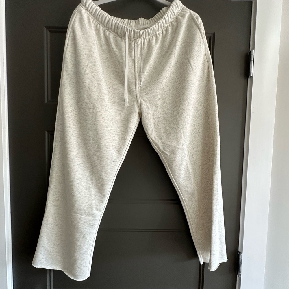 Cozy Gray Lounge Set - Picture 2 of 5